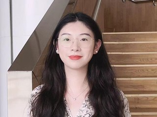 邓秋艳
