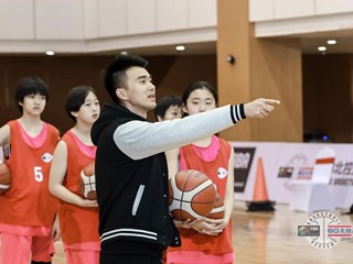 严杰